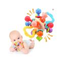 Kolorowa Zabawka Sensoryczna Gryzak Grzechotka Kula Gryzaki Wypustki